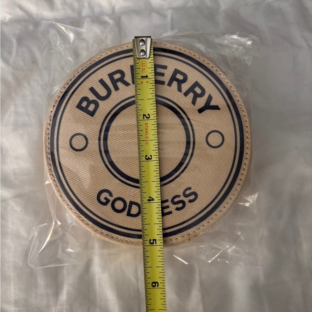 Burberry Goddess Round Beige Canvas Jewelry Travel Case Logo Graphic Zip Pouch - Picture 4 of 4